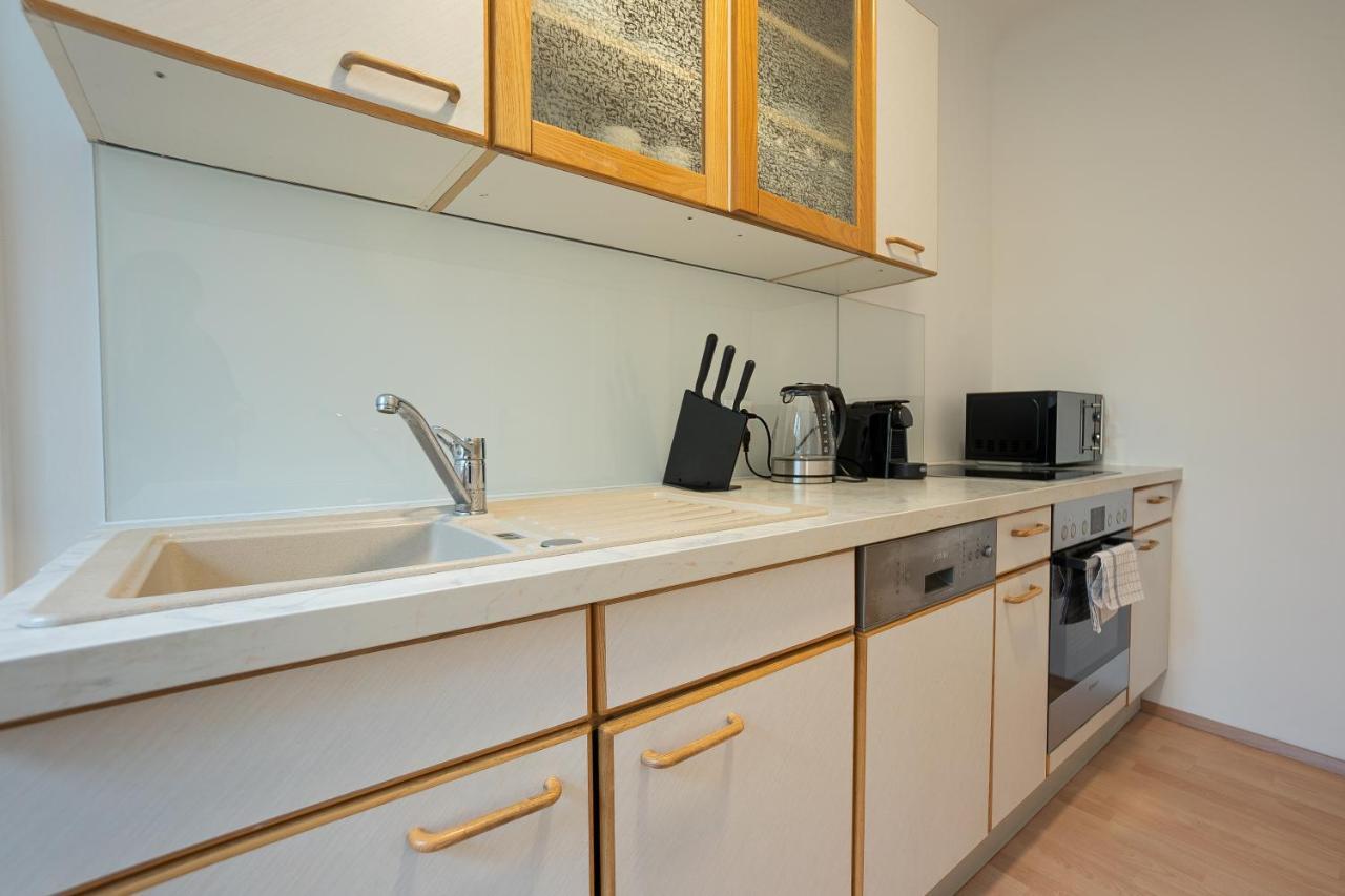A 2-Bedroom Apartment With A King-Size Bed And A Balcony Is Located Just A 15-Minute Walk From Stephansplatz. Wien Eksteriør bilde